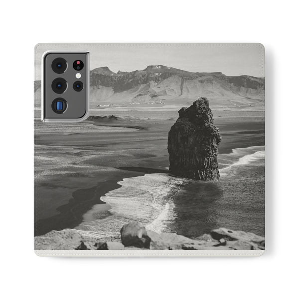 Iceland’s Black Sands in Monochrome Majesty- Flip Cases Samsung Galaxy S21 Ultra Printify Phone Case - Tracy McCrackin Photography