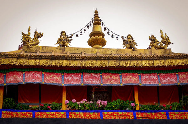 ཆོས་སྤྱི་འོས་ཨོསལ། Phonetic (Chökyi Ösäl): Sacred Skylines Giclee / Colored / 5 x 7 Tracy McCrackin Photography Wall art - Tracy McCrackin Photography