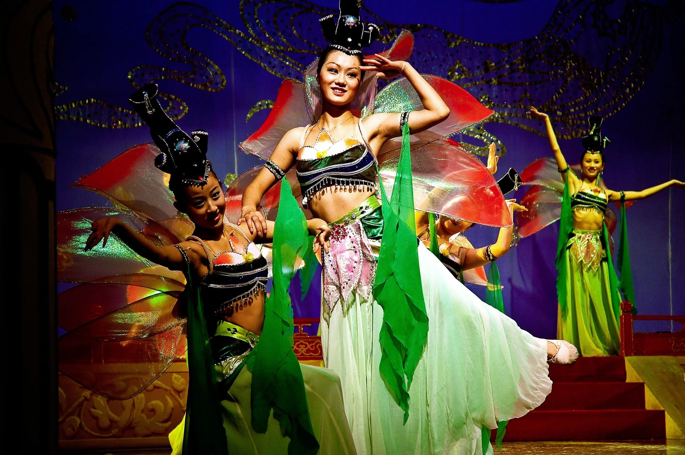 Grace in Motion: Traditional Chinese Dance Giclee / Colored / 8 x 10 Tracy McCrackin Photography Wall art - Tracy McCrackin Photography