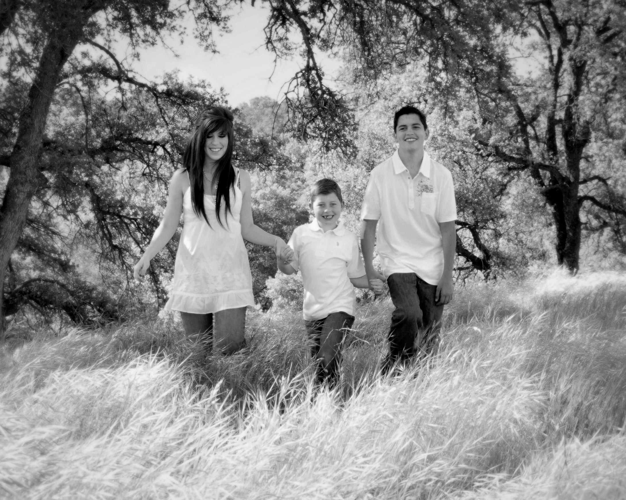 children-walking-through-tall-grass-bw Giclee / Vintage / 5 x 7 Tracy McCrackin Photography - Tracy McCrackin Photography