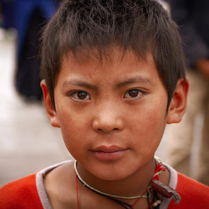 མི་ཡུལ་འཚོ་བ་དང་ཆོས་བརྒྱུད། (Mi Yul Tso Wa dang Chö Gyu): Resilient Tour Guide Giclee / Colored / 5 x 7 Tracy McCrackin Photography Wall art - Tracy McCrackin Photography