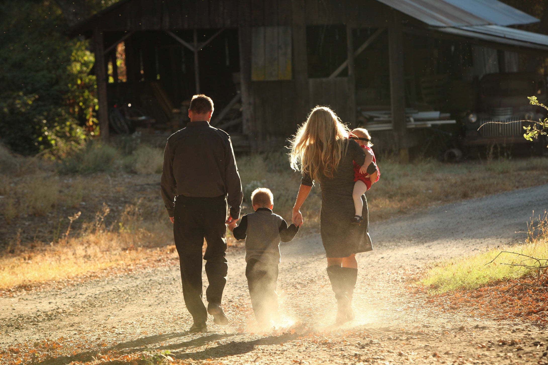 family-at-the-farm Giclee / Colored / 5 x 7 Tracy McCrackin Photography - Tracy McCrackin Photography