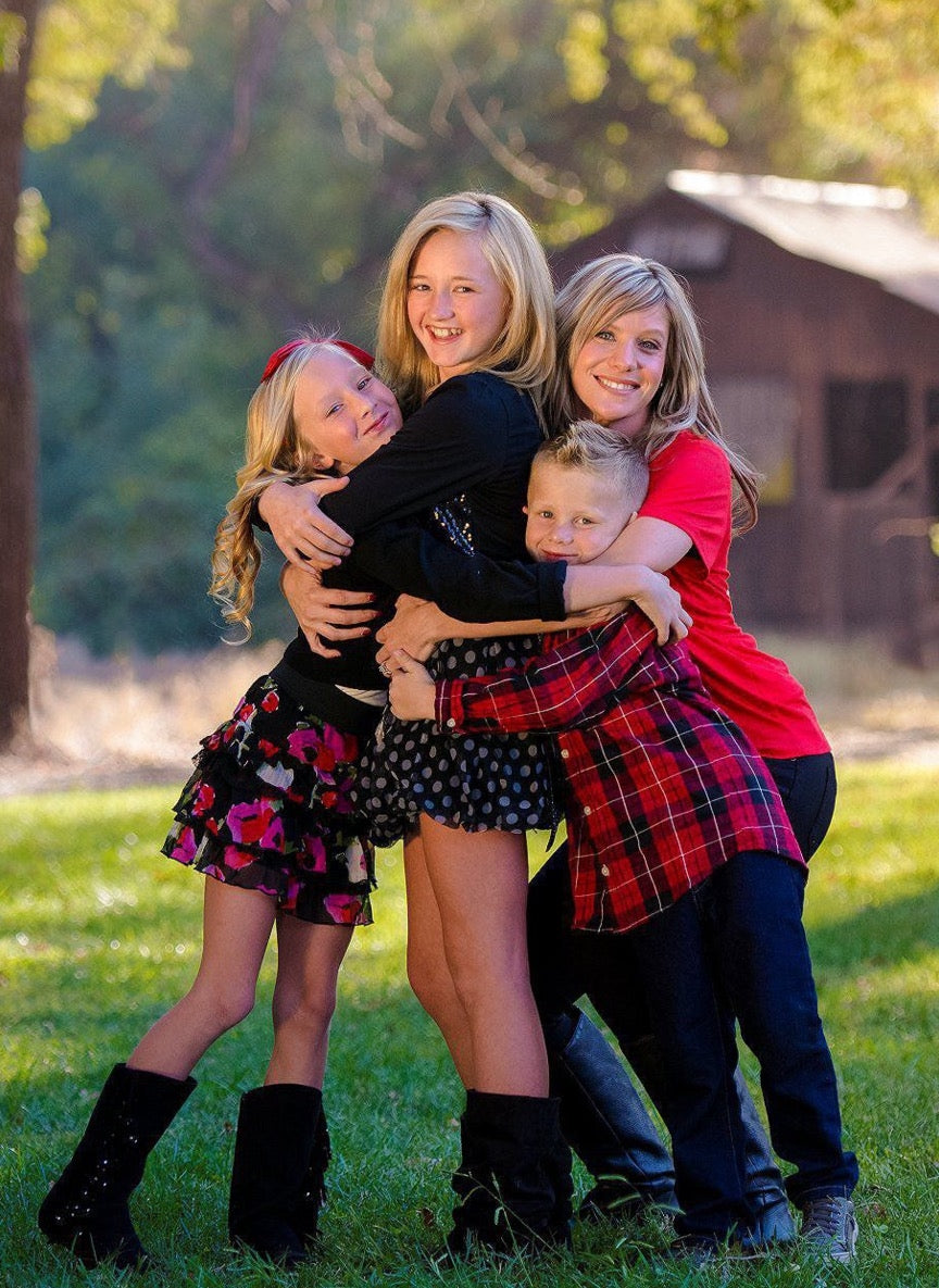 loving-family Giclee / Colored / 5 x 7 Tracy McCrackin Photography - Tracy McCrackin Photography